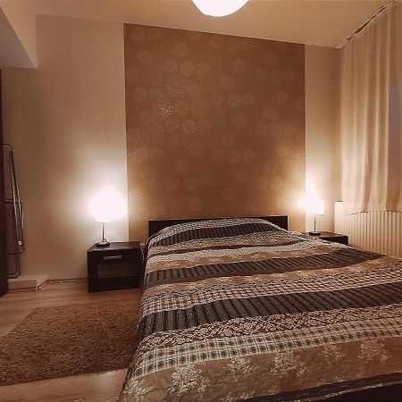Family Residence Eger Esterno foto